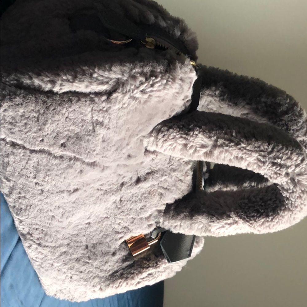 Fuzzy great handbag